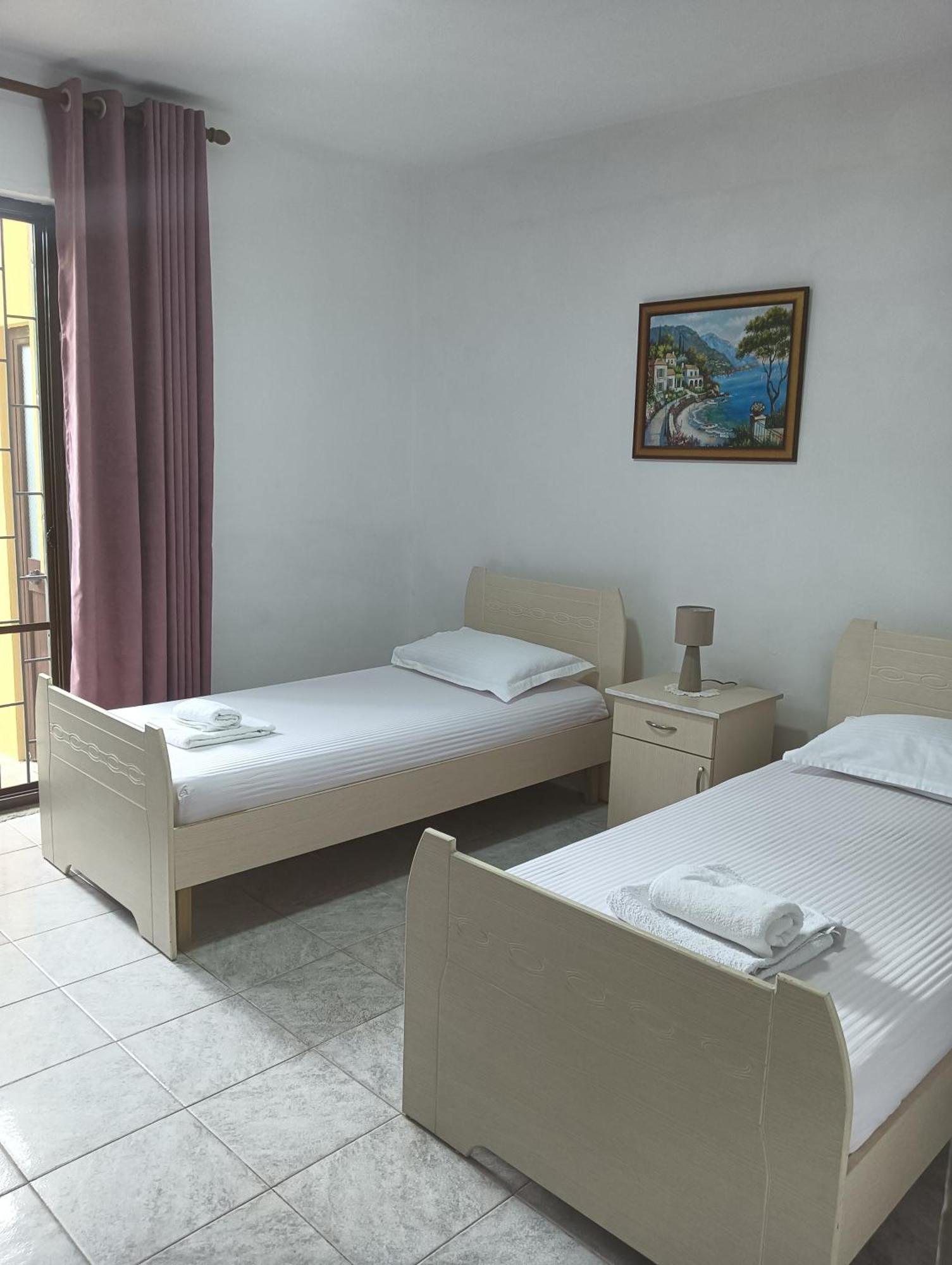 Vila Aliaj Luxury Apartment With 2 Rooms With Private Wonderful Terrace Durrës Kültér fotó