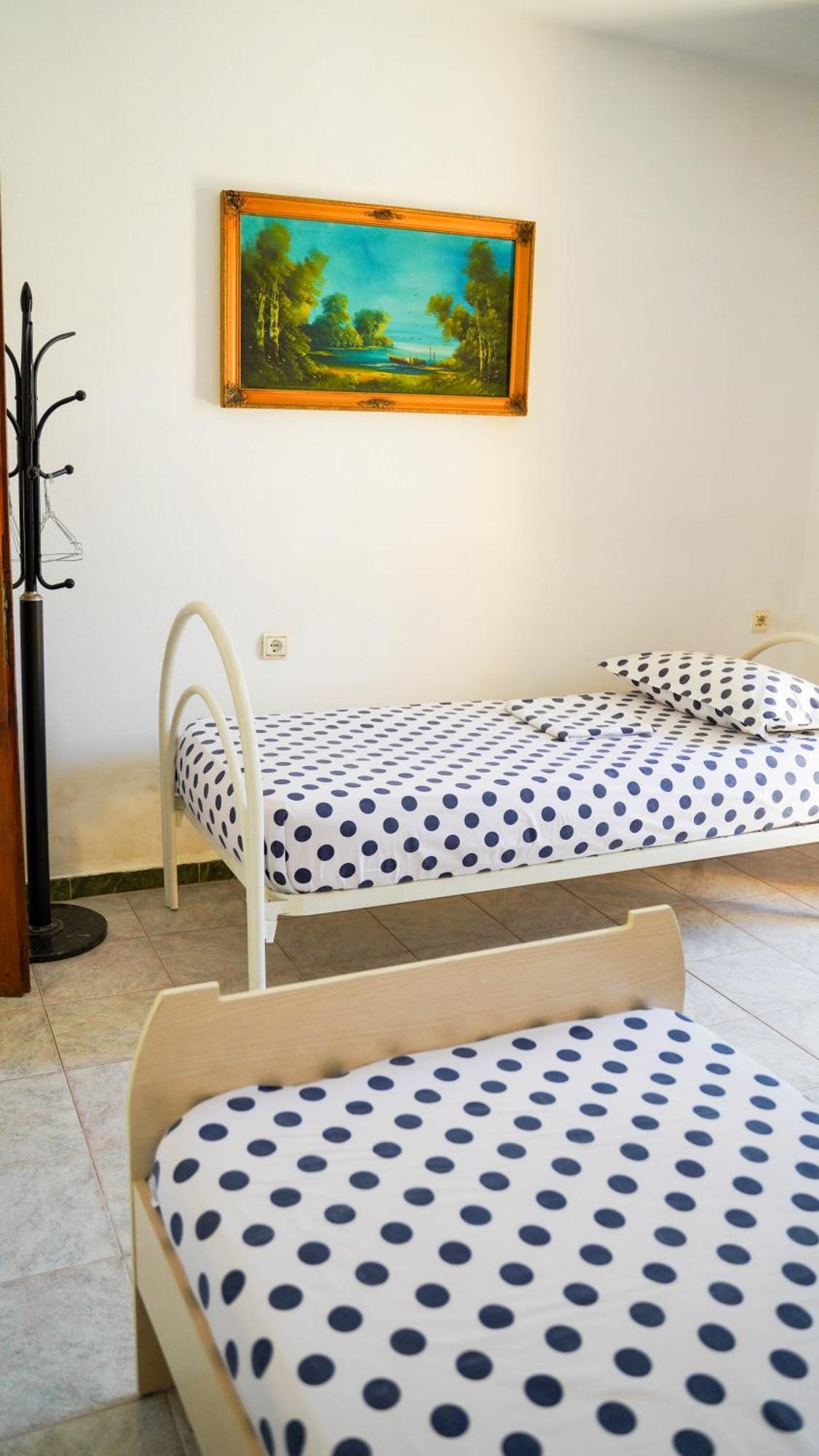 Vila Aliaj Luxury Apartment With 2 Rooms With Private Wonderful Terrace Durrës Kültér fotó