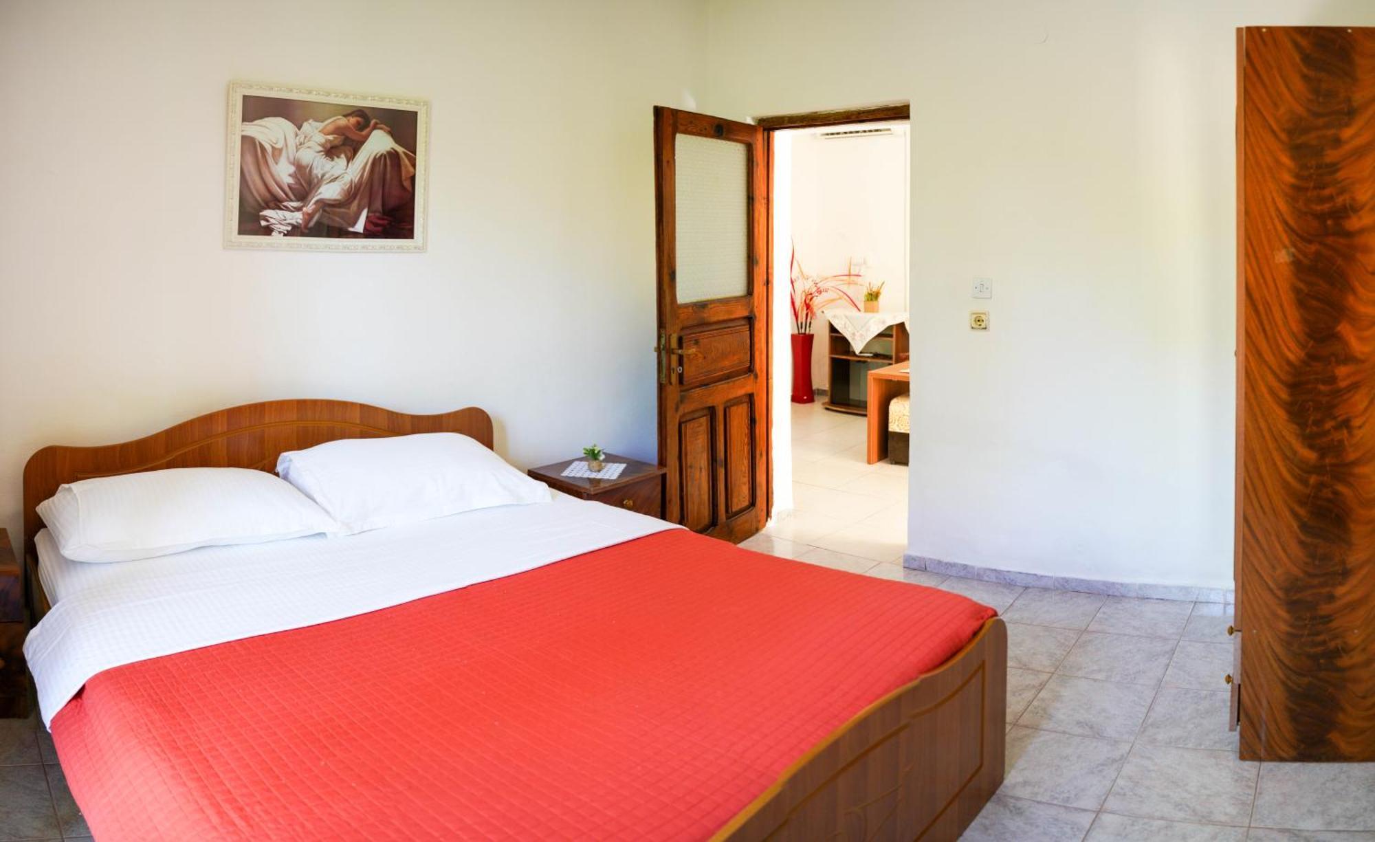 Vila Aliaj Luxury Apartment With 2 Rooms With Private Wonderful Terrace Durrës Kültér fotó