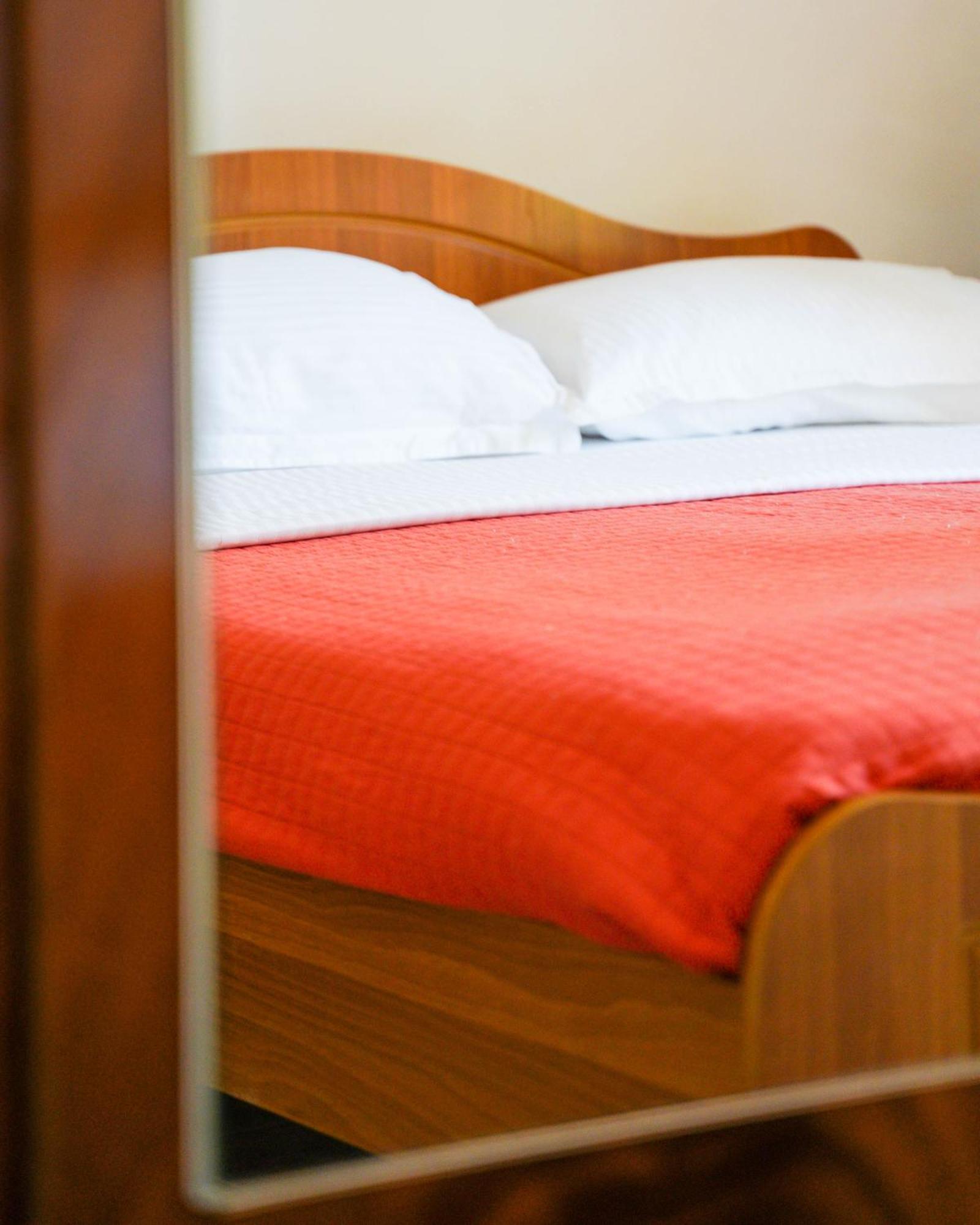 Vila Aliaj Luxury Apartment With 2 Rooms With Private Wonderful Terrace Durrës Kültér fotó